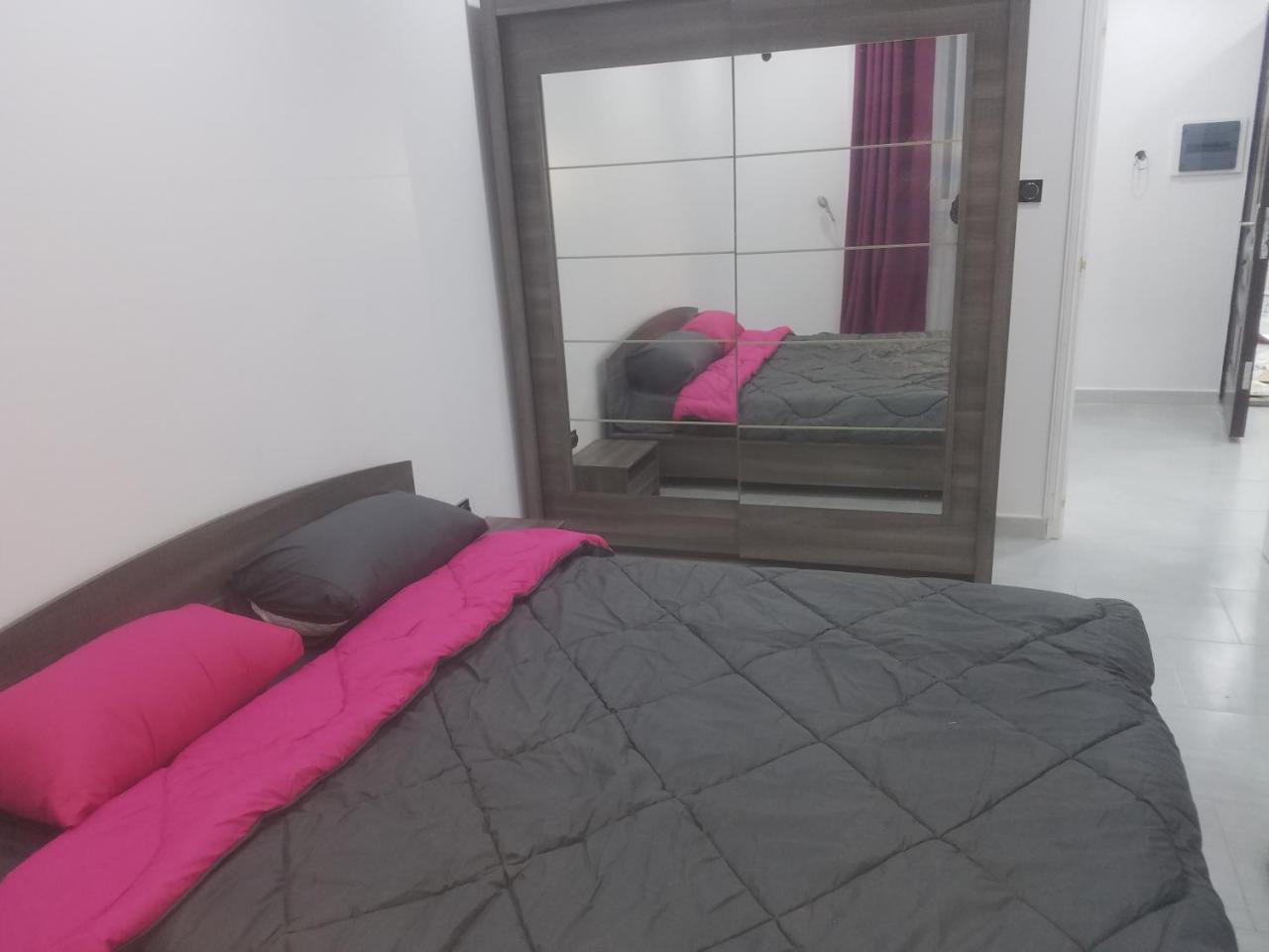 Hostel Les Pins Alger Dış mekan fotoğraf